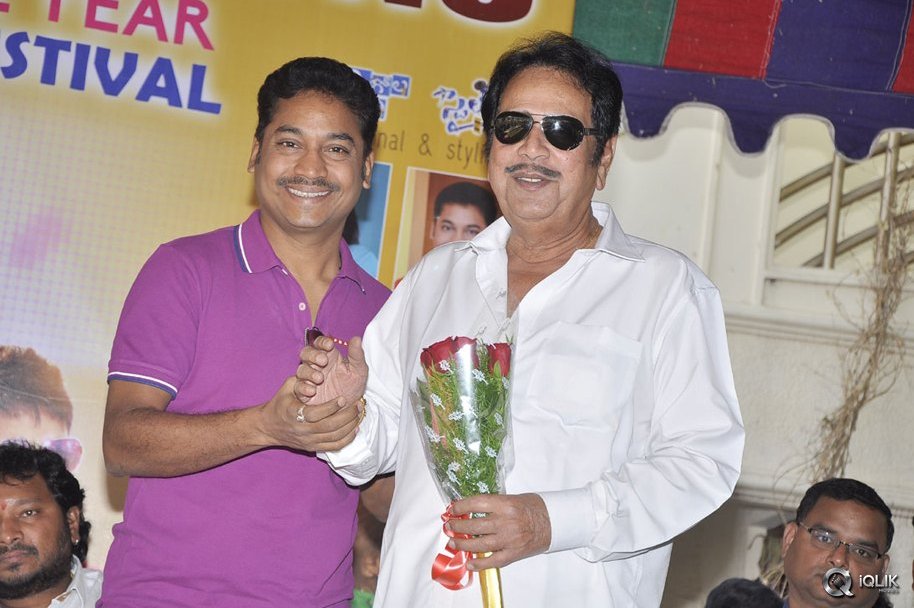 Dasari-Appreciates-Krishnamma-Kalipindi-Iddarini-Team